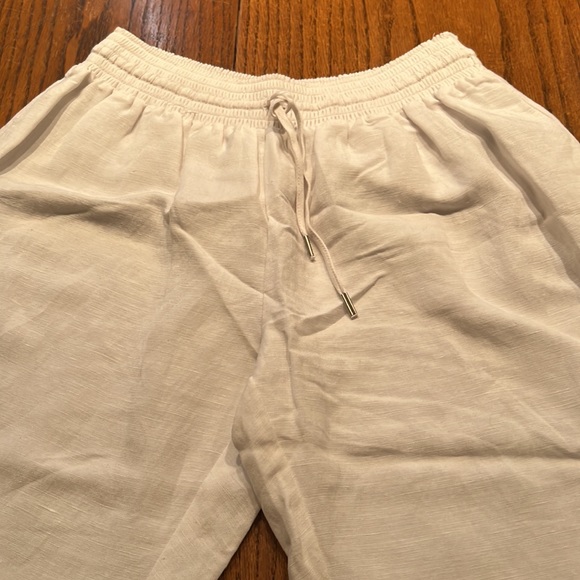 Bebe White Linen And Rayon Pants With bebe In Rhinestones On Back Size L - Picture 8 of 11